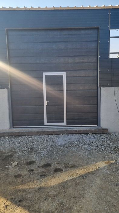 Uși de garaj secționale