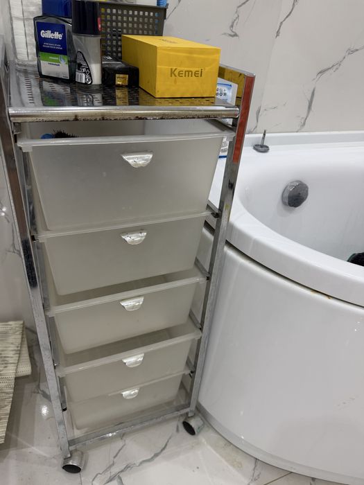 Продам этажерку срочно