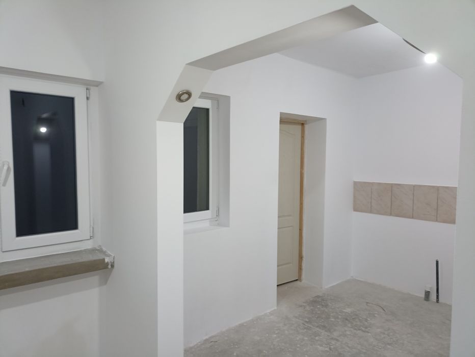 Casa cu teren la tara
