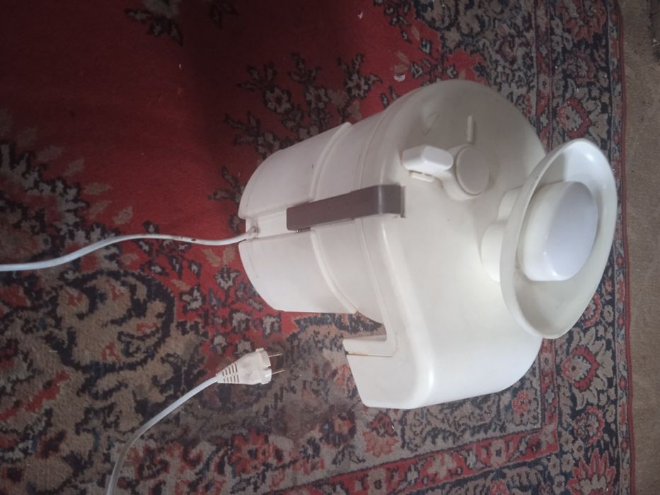 Продам соковыжималку