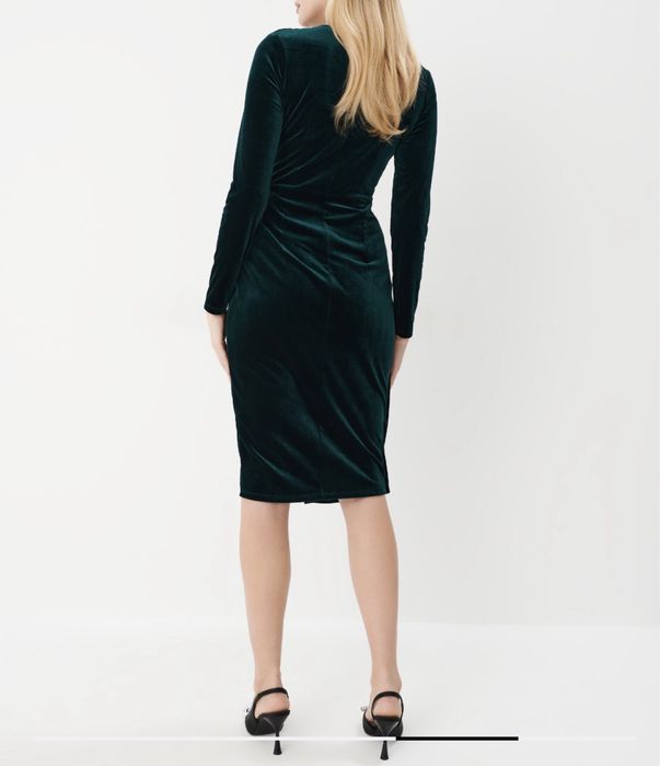 Rochie  Mohito,midi, din catifea, marimea xs.