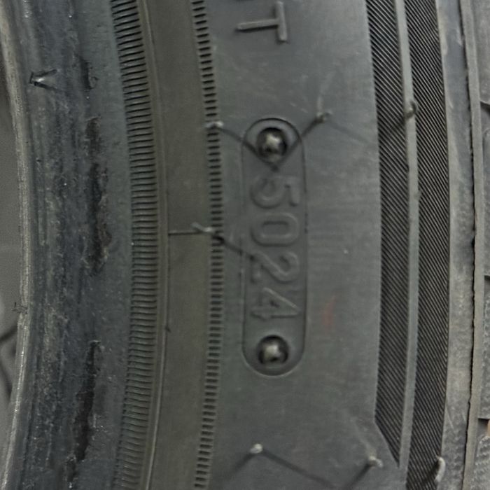 Продам шины Triangle 225/45/17