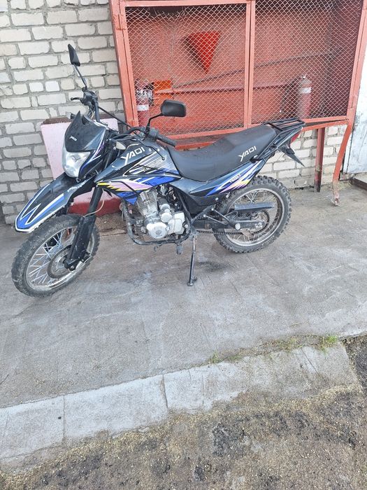 Продам эндуро 250 кубов