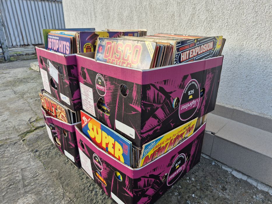 Vând 150lp Discuri Vinil colectia Deutsche Grammophon muzică clasică