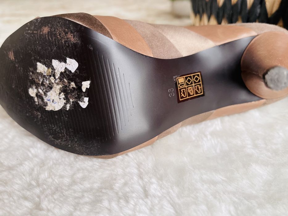 Pantofi cu toc ORIGINALI GUESS