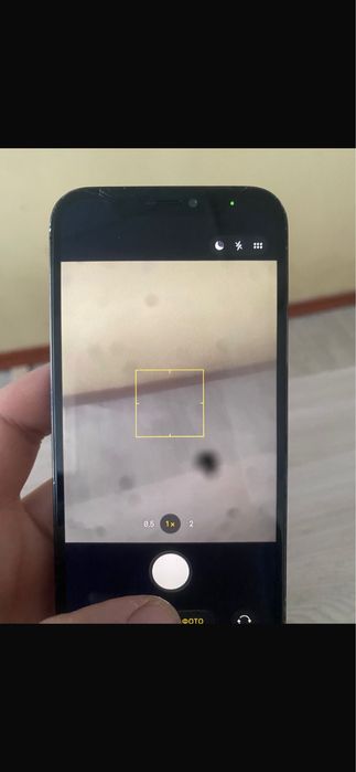 Айфон 12 про работает