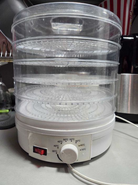 Уред за сушене на плодове