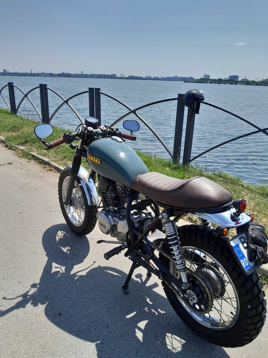 Moto Yamaha SR 250