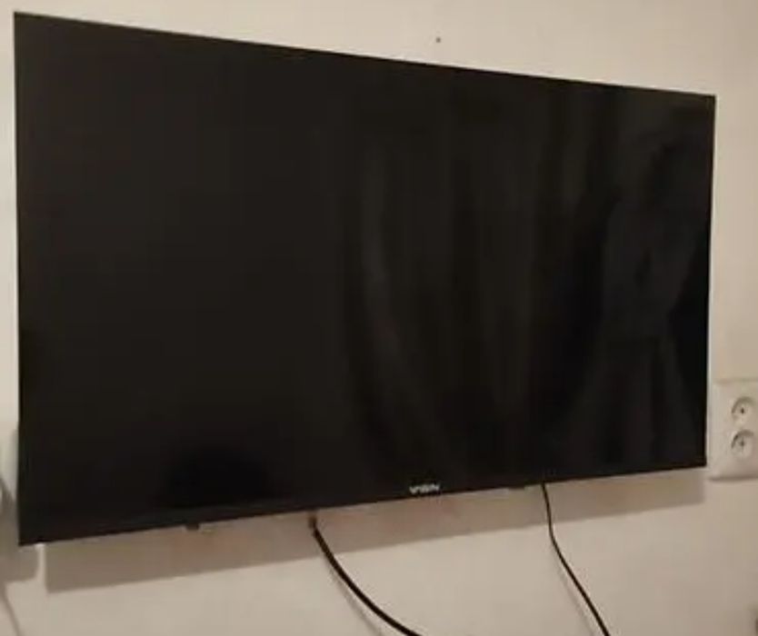 Телевизор Full HD 102см