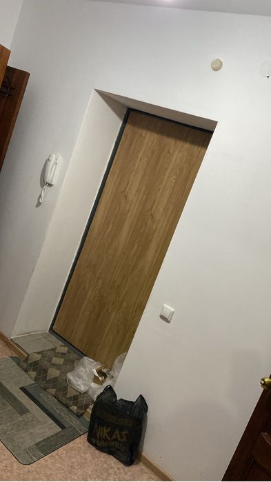 Сдам одно комн квартира.