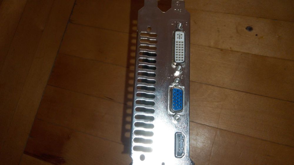 Видеокарта 9500gt