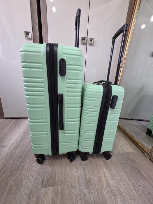 Troler mare de cala si unu mic de cabină