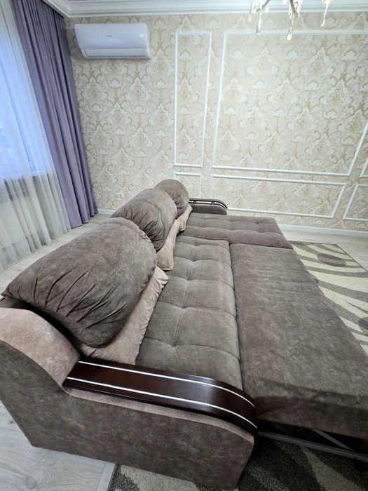 Продам диван 270×180