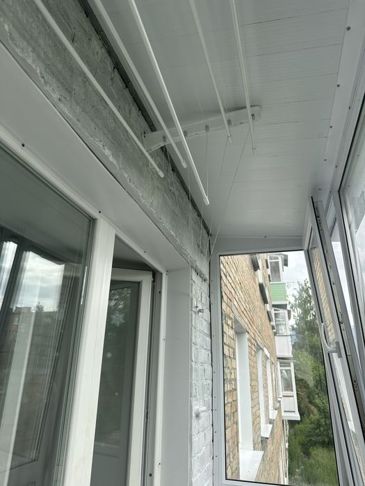 Продам  двух комнатную квартиру.