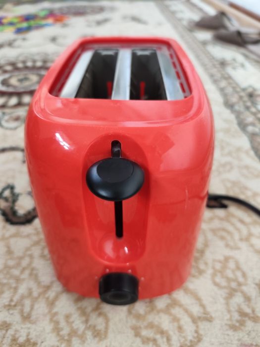 Тостер в отличном состоянии, пользовались не много