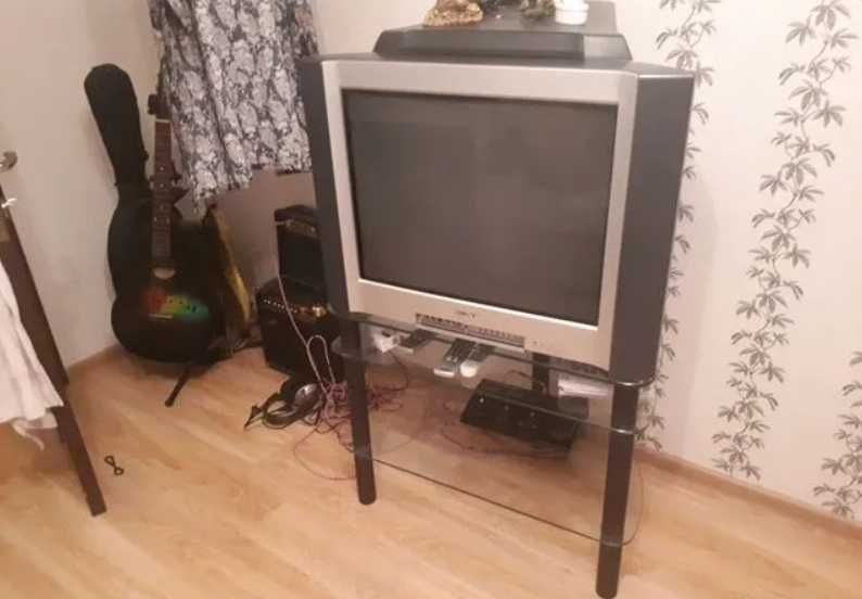 Телевизор LG, 21", ЭЛТ, в отличн сост! Идеально для ретро игр