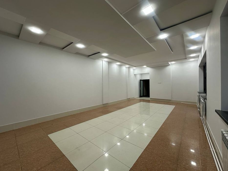 Бино ижарага топширилади. Хадра, Цирк. 350 м2