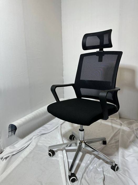 Стул кресло офисный  отличного качетсва