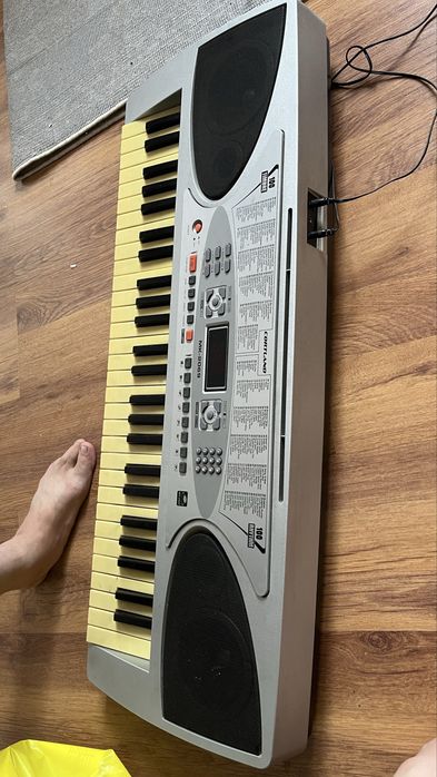 Продам синтезатор Cortland MK-2061
