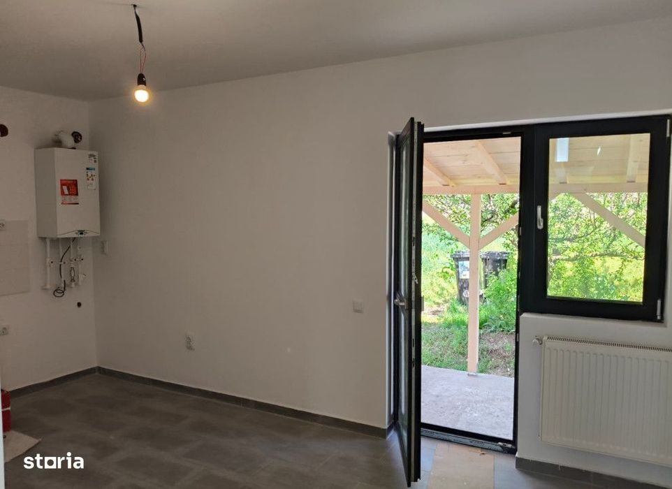 Casa 3 camere Tomesti , 100 metri Cod:160649