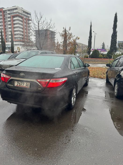 Toyota Camry 55 черная