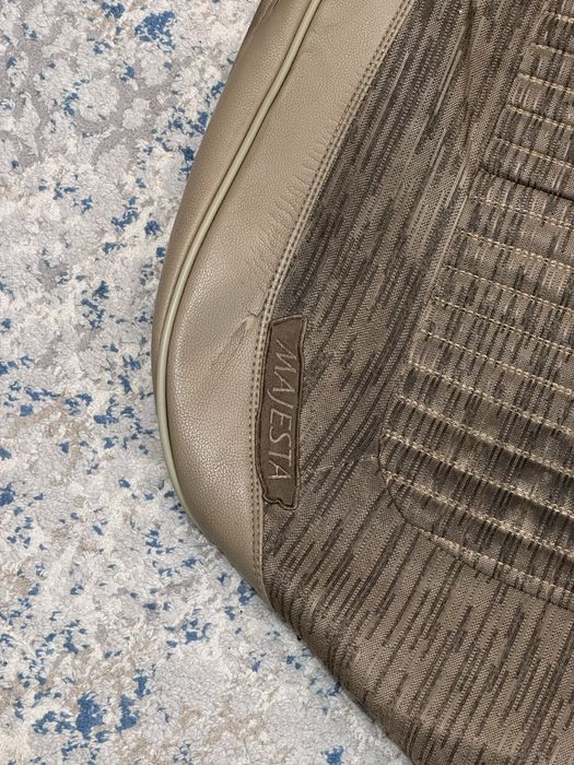 Продам чехлы на Тойоту
