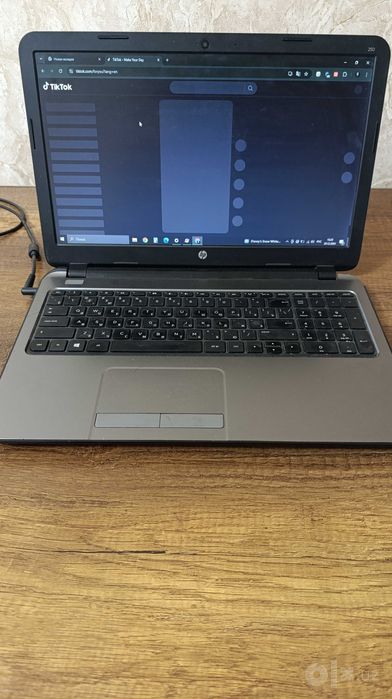 Noutbook HP 64 raz, windows 10