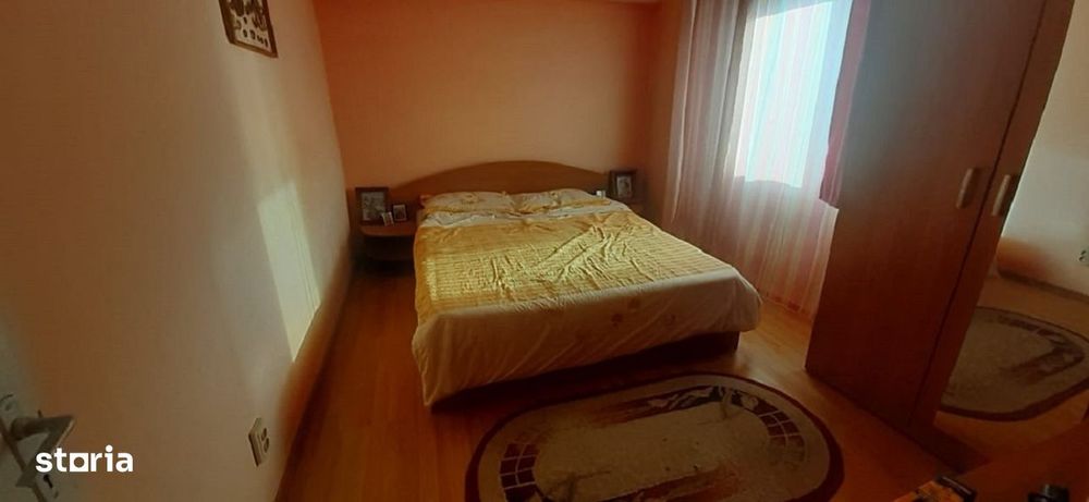 Zona Casa Vacantei, 3 camere, decom.,