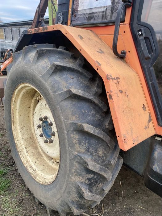 Vind tractor same laser 110 ,4×4 istare bună de funcționare .