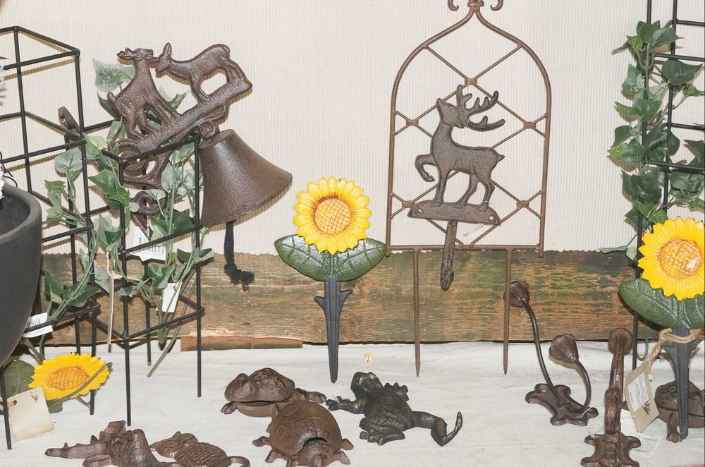 чугуненa камбана,хлопки,пойлкии ключове+рибени плата порцелан