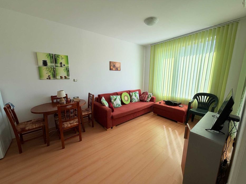 Изгоден двустаен близо до Слънчев Бряг