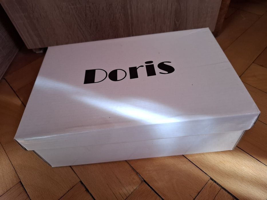 Дамски  черни  токчета