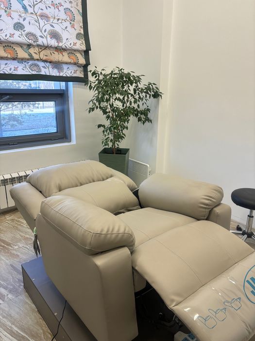 Реклайнер для салона