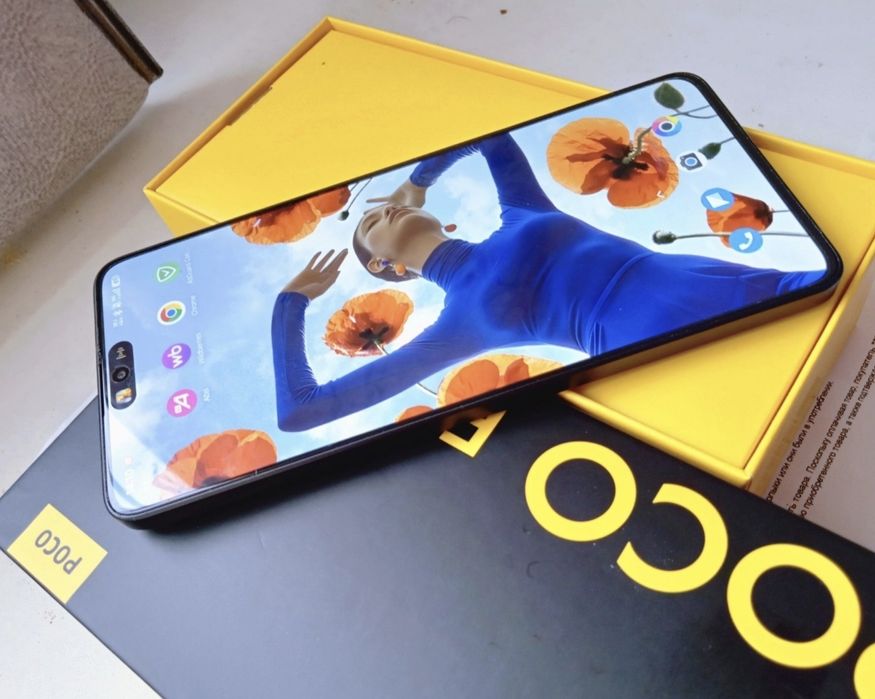 Poco f6 12/512GB