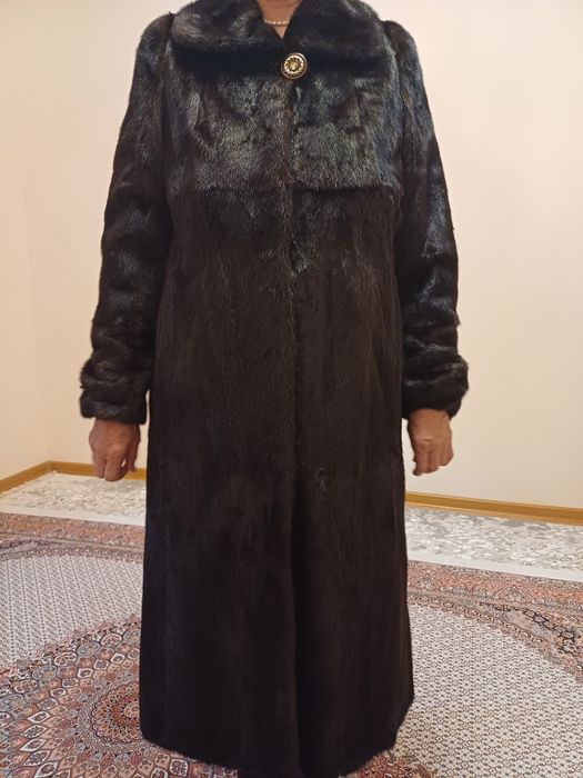 Продам норковую шубу