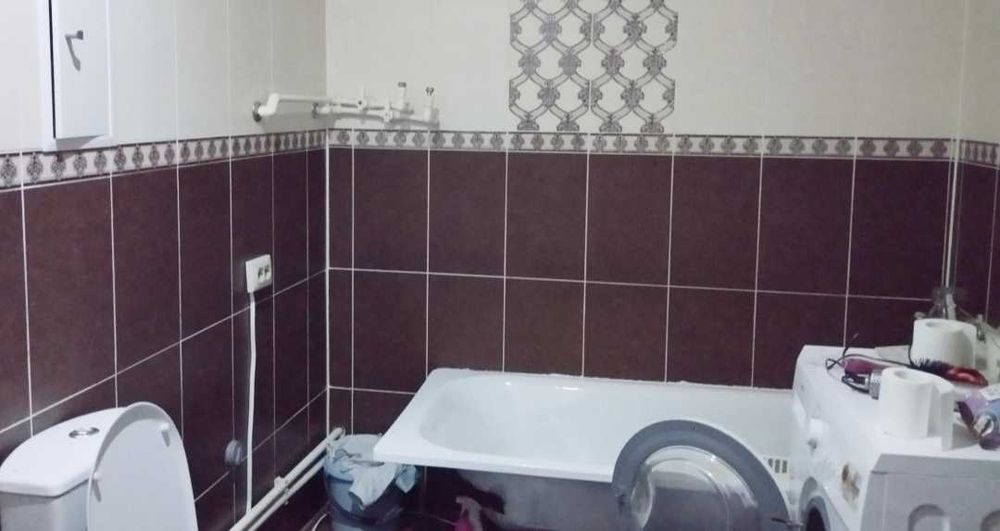 Сдаётся 1 ком в районе Артём правый берег