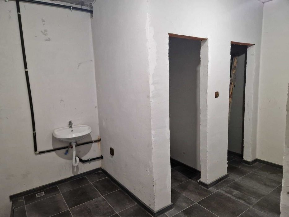 Дава се под наем Магазин в Пловдив, Младежки Хълм - 80 кв.м за 408 € - Снимка #5