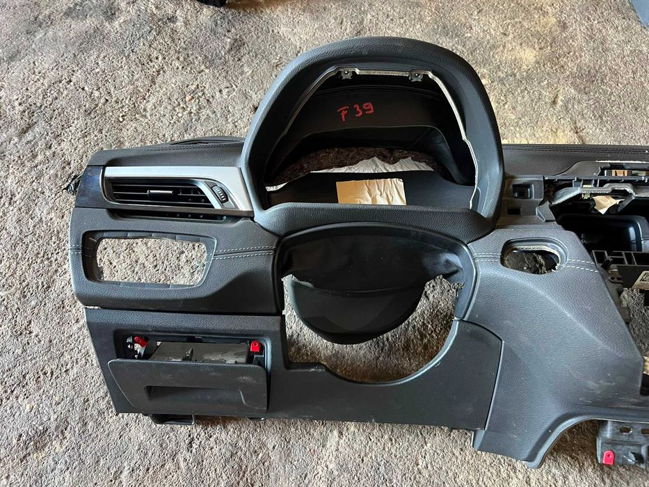Plansa bord completa cu airbag pasager BMW X2 F39
