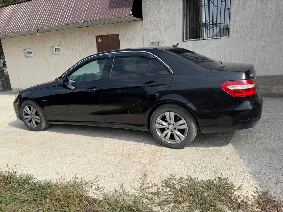 Мерседес бенз W212