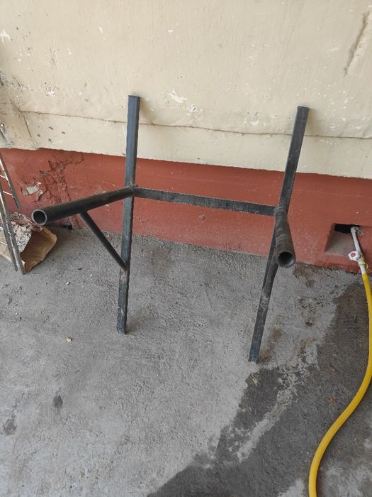 Tayyor brus.   Stenniy. Devorga qotiradigan