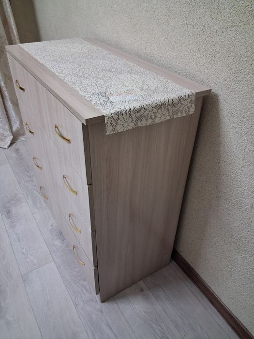 Комод                  .