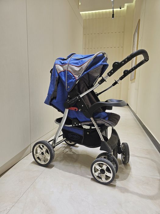 Продам прогулочную коляску