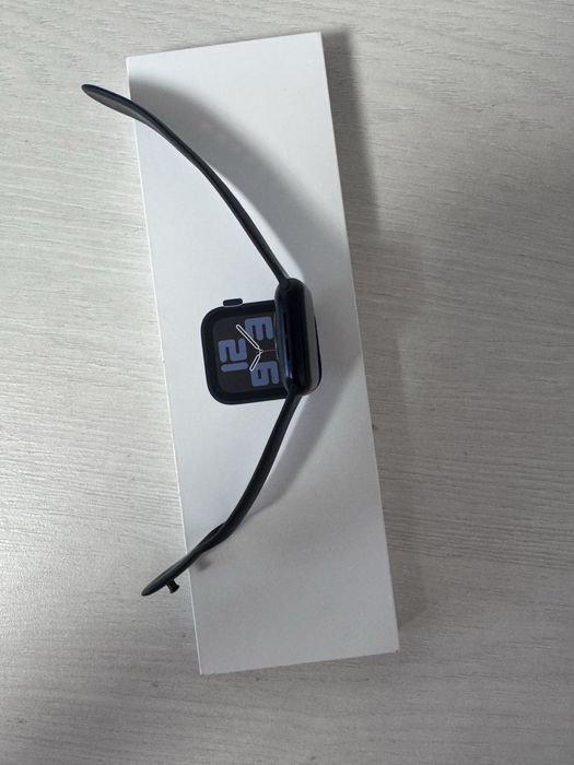Apple watch se2 новый