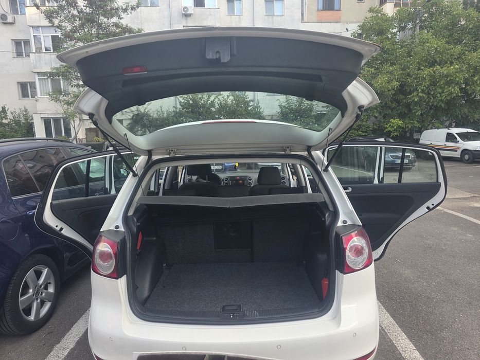 Vand Golf Plus  2010