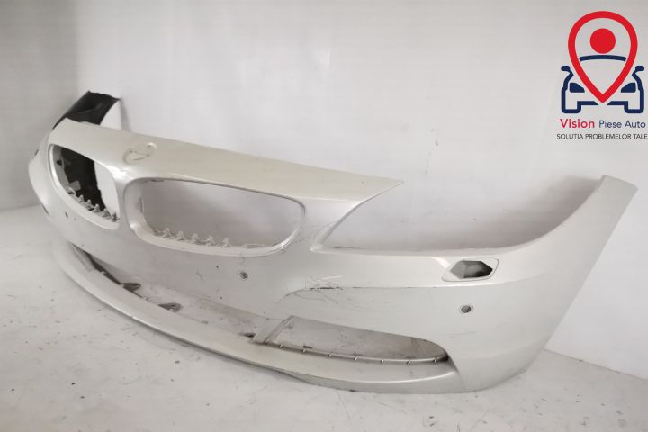 Предна броня Оригинална със сензори и миещи устройства в добро състоян