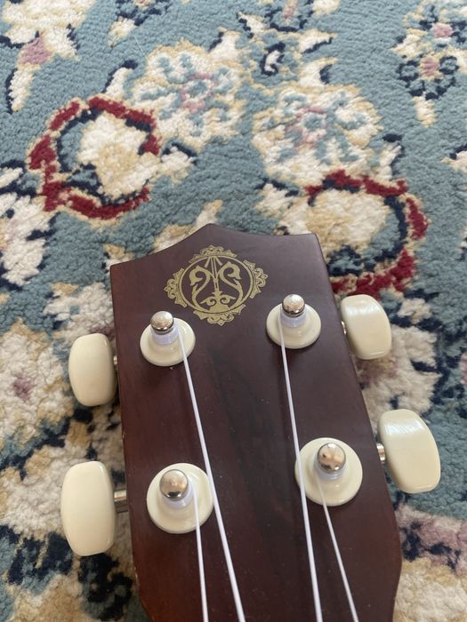 укулеле продам срочно