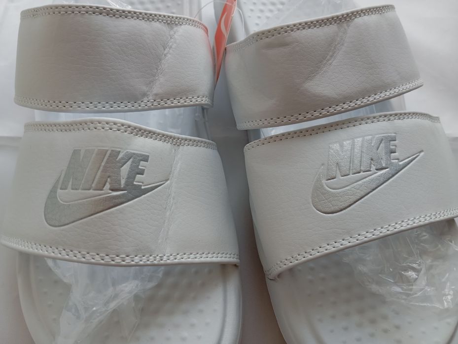 Șlapi Nike - Marimea 44 - Albi