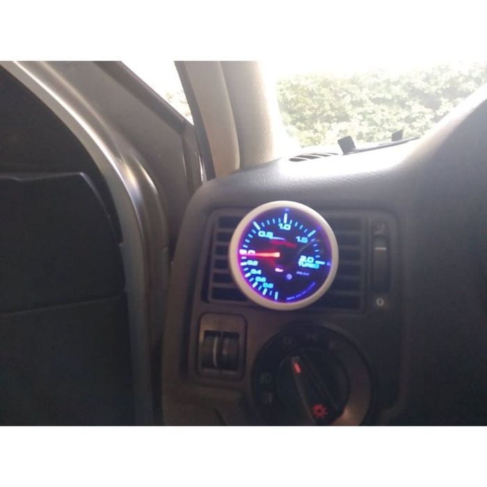 Стойки за буст метър gauge meter