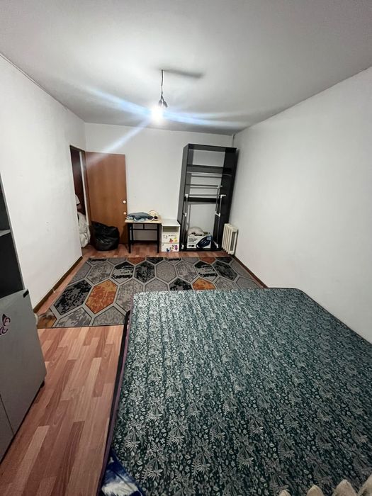 3 бөлмелі  үйден, 1 бөлмесі жалға беріледі,