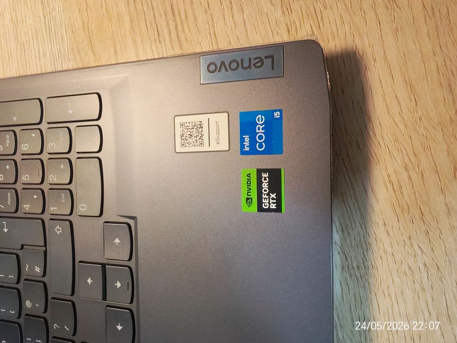Lenova loq 15IRH8 ssd512, ozu 8gb, rtx 4gb